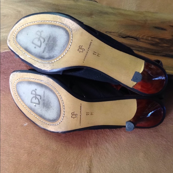 Donald J Pliner Slip-on Heels - Picture 4 of 4